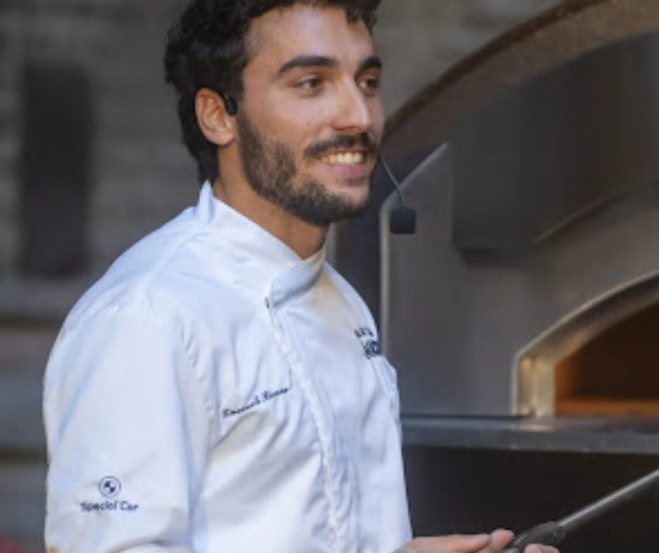 Emanuele Riemma conquista il pubblico del “Fun·Go” di Iglesias tra show cooking e degustazioni