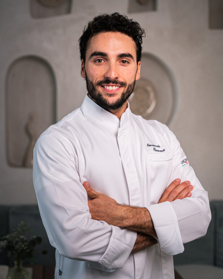 Emanuele Riemma conquista il pubblico del “Fun·Go” di Iglesias tra show cooking e degustazioni