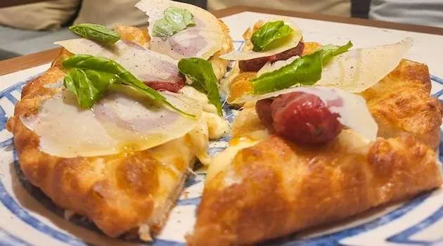 Emanuele Riemma celebra l’evoluzione di una pizza che non smette mai di sorprendere